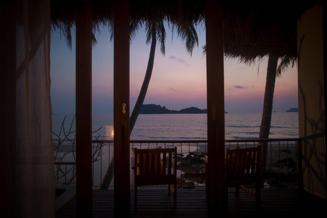 The Nest Private Beach Resort Chumphon Exterior photo