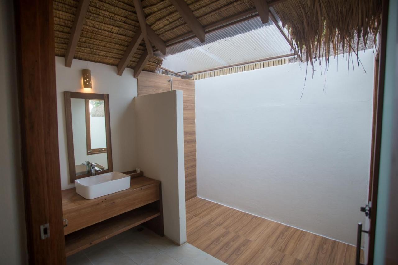 The Nest Private Beach Resort Chumphon Exterior photo