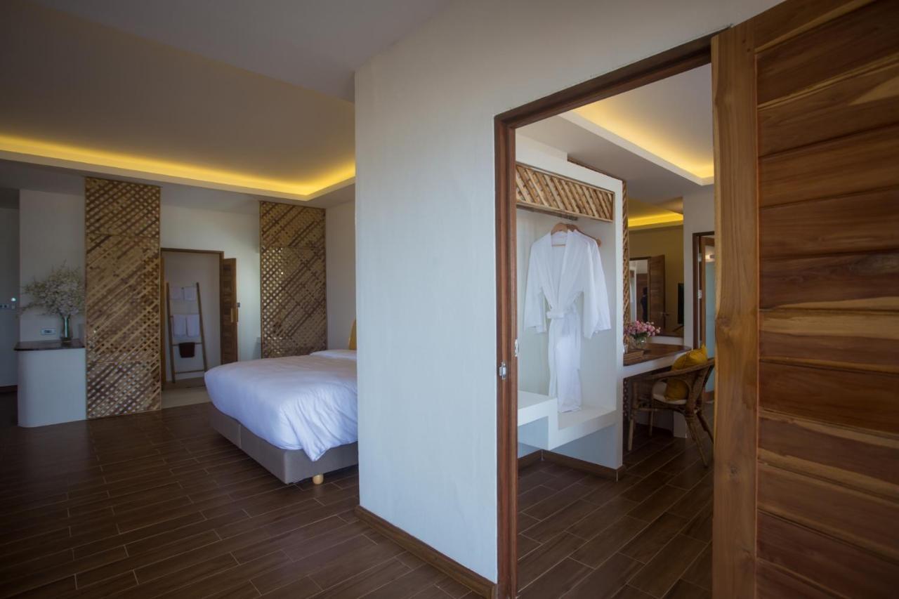 The Nest Private Beach Resort Chumphon Exterior photo